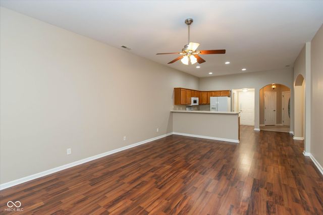 766 Shepherds Way, Greenwood, IN 46143