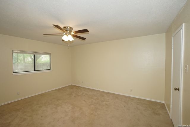 7903 BOWENS CROSSING ST, San Antonio, TX 78250