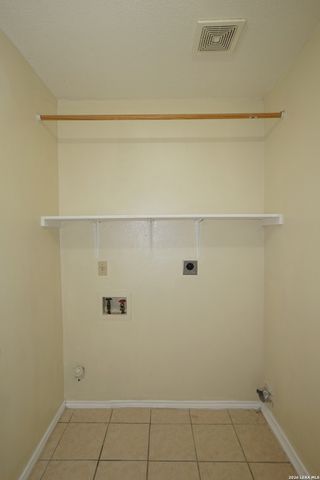 7903 BOWENS CROSSING ST, San Antonio, TX 78250