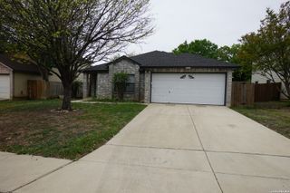 7903 BOWENS CROSSING ST, San Antonio, TX 78250