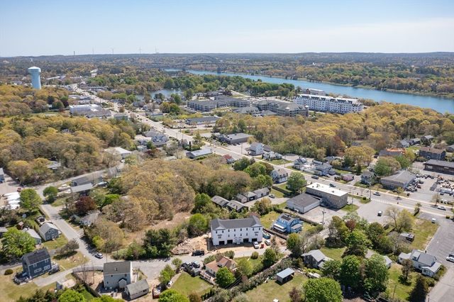 10 Harrison Ave 1, Bourne, MA 02532