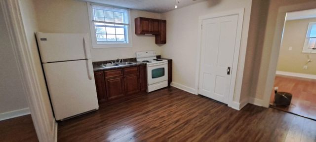 405 S Main Street A and B, Somerset, KY 42501