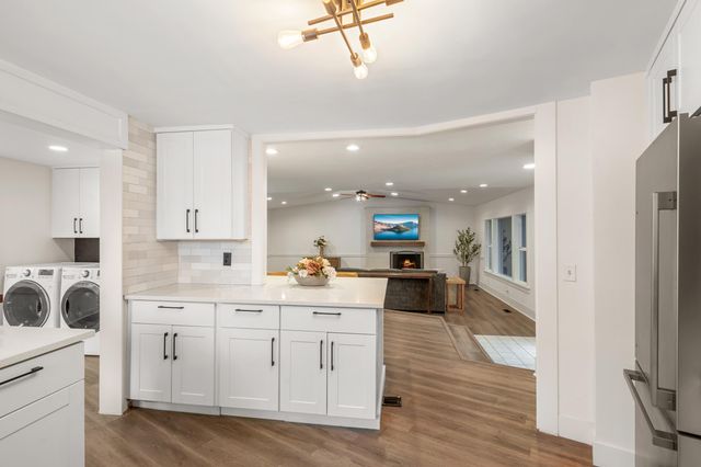 524 N Berkeley Way, Medford, OR 97504