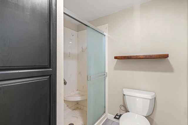 524 N Berkeley Way, Medford, OR 97504