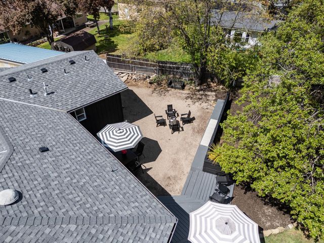 524 N Berkeley Way, Medford, OR 97504