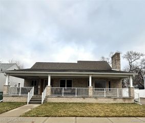 14683 Longtin Street, Southgate, MI 48195