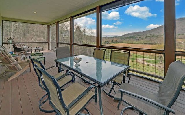 685 Barefoot Road, Hiawassee, GA 30546