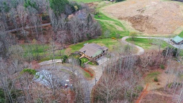 685 Barefoot Road, Hiawassee, GA 30546