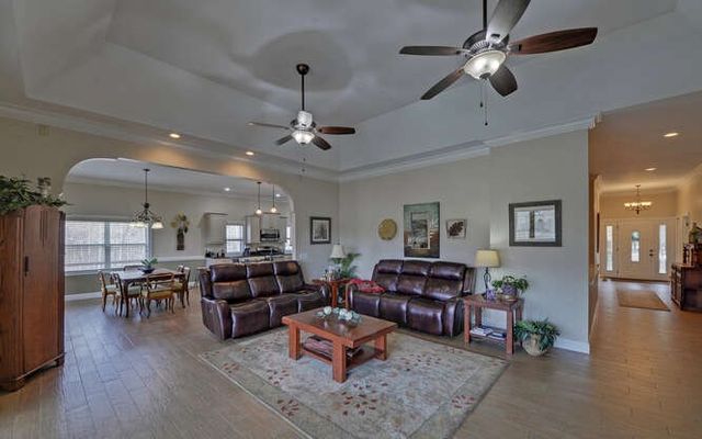 685 Barefoot Road, Hiawassee, GA 30546