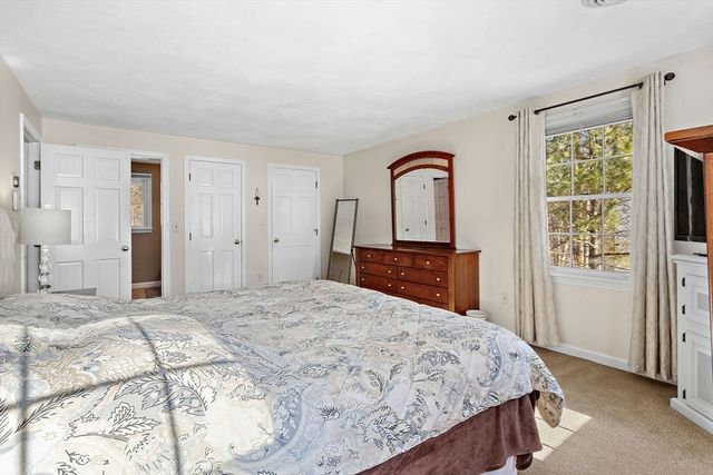 69 Jefferson Rd, Franklin, MA 02038