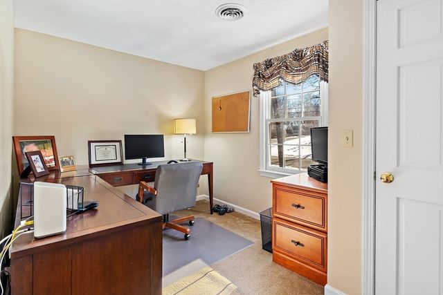 69 Jefferson Rd, Franklin, MA 02038