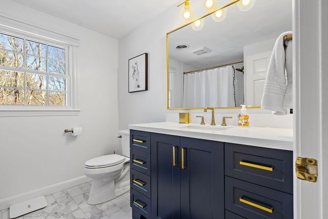 69 Jefferson Rd, Franklin, MA 02038