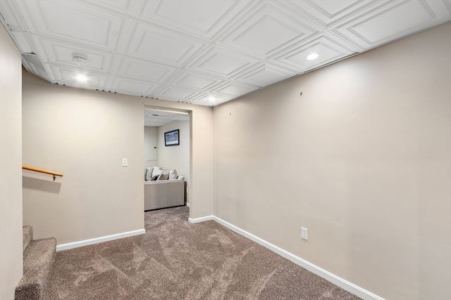 69 Jefferson Rd, Franklin, MA 02038