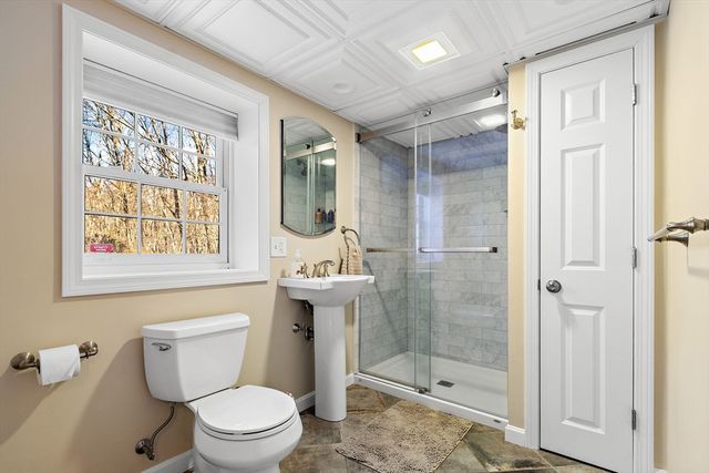 69 Jefferson Rd, Franklin, MA 02038