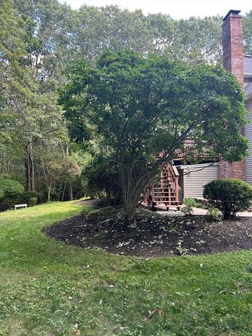 69 Jefferson Rd, Franklin, MA 02038