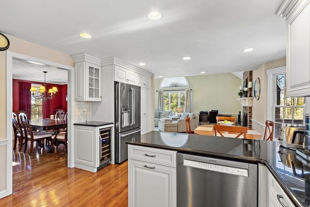 69 Jefferson Rd, Franklin, MA 02038