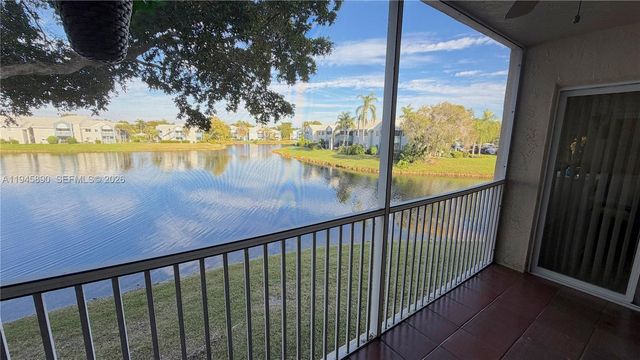9539 Weldon Cir F207, Tamarac, FL 33321