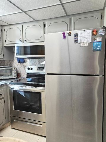 417 Windsor R, West Palm Beach, FL 33417