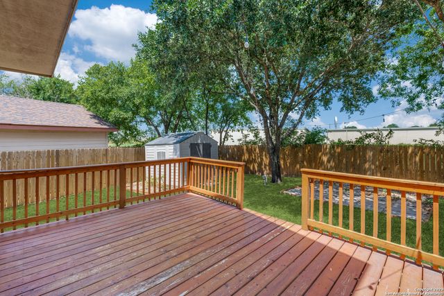 8903 Gill Bridge, San Antonio, TX 78254