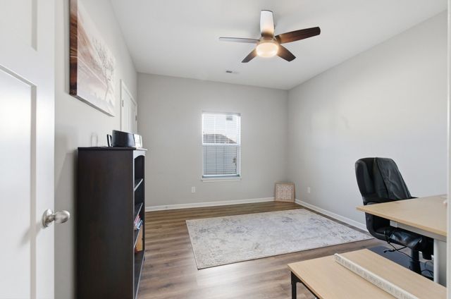 127 Bell Cir, White Bluff, TN 37187