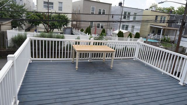 323 STEVENS AVE, Jc, West Bergen, NJ 07305