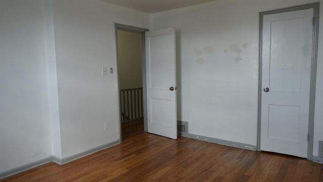 323 STEVENS AVE, Jc, West Bergen, NJ 07305