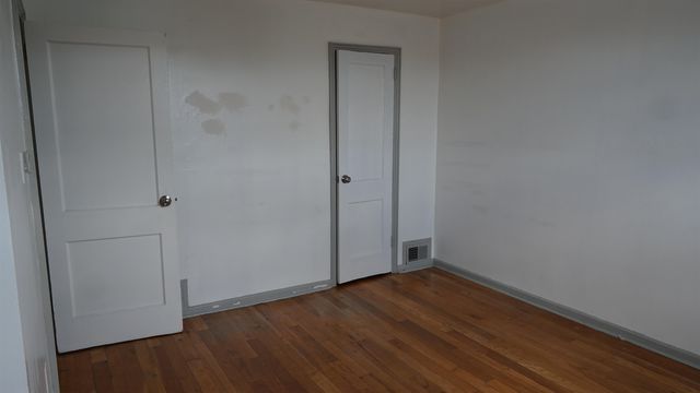 323 STEVENS AVE, Jc, West Bergen, NJ 07305