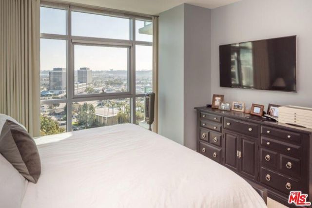 13700 Marina Pointe Drive 1725, Marina Del Rey, CA 90292