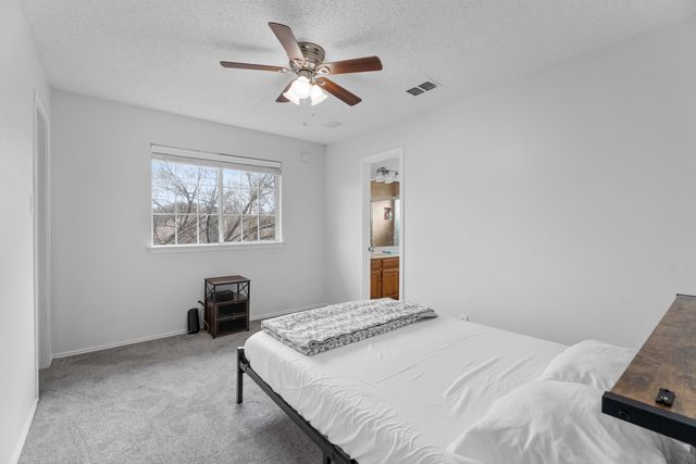 2422 Whispering Cove Circle, Garland, TX 75044