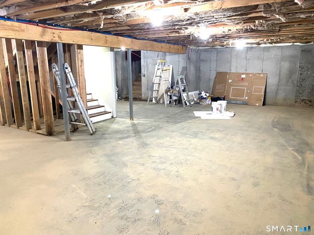 29 Michael Street, Bridgeport, CT 06606