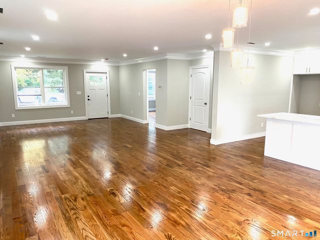 29 Michael Street, Bridgeport, CT 06606