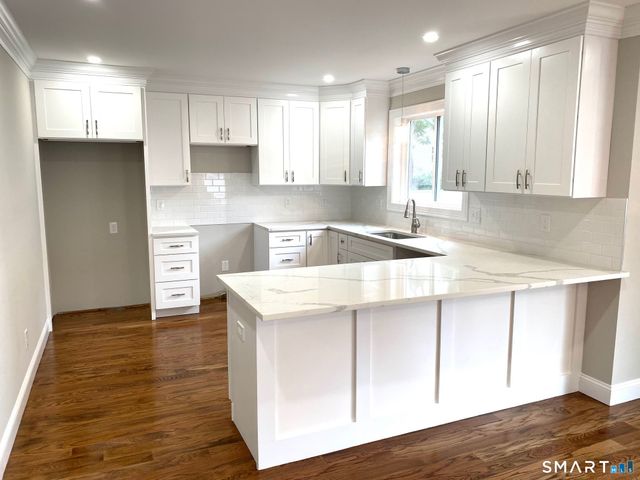 29 Michael Street, Bridgeport, CT 06606