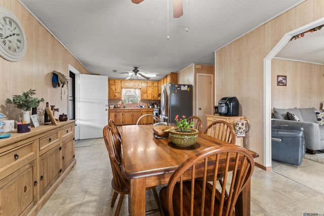 806 Lemon B Rd, Slaughter, LA 70730