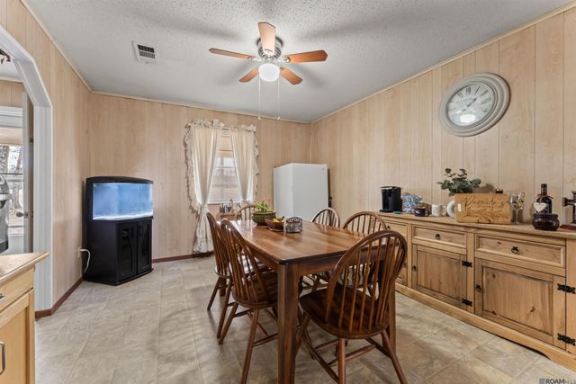 806 Lemon B Rd, Slaughter, LA 70730