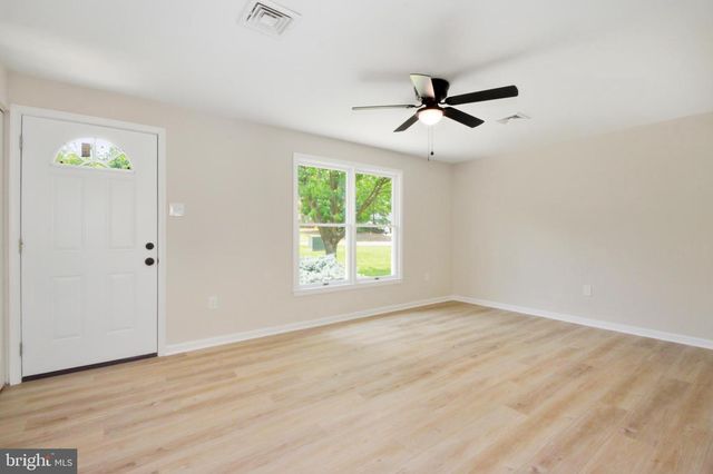 516 W DUCK ST, Front Royal, VA 22630