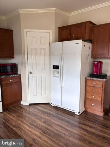 25 DUSK DR, Douglassville, PA 19518