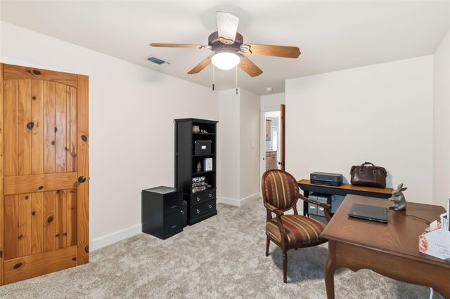116 Puna LN, Bastrop, TX 78602