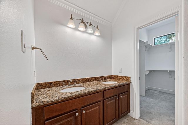 2118 Holman Street, Houston, TX 77004