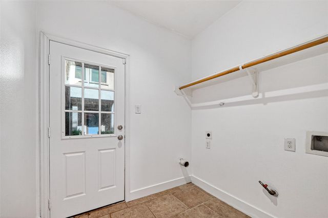 2118 Holman Street, Houston, TX 77004