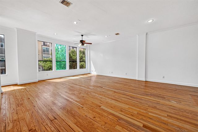 2118 Holman Street, Houston, TX 77004