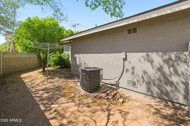 344 E OSBORN Road, Phoenix, AZ 85012