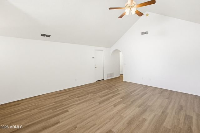 344 E OSBORN Road, Phoenix, AZ 85012