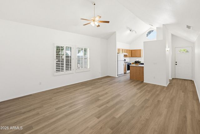 344 E OSBORN Road, Phoenix, AZ 85012