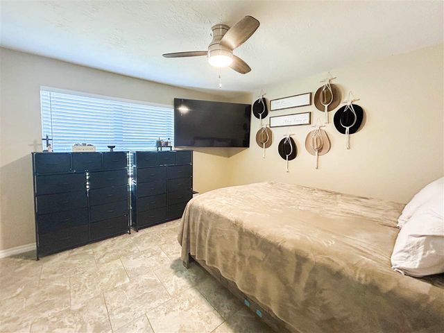 815 W D Ave, Cache, OK 73527