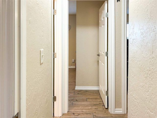 815 W D Ave, Cache, OK 73527