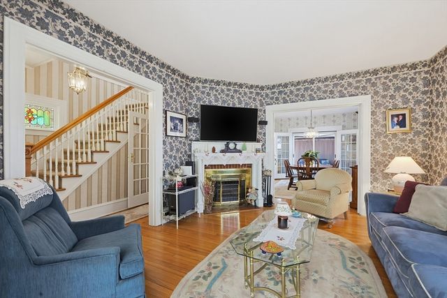 618 Robeson Street, Fall River, MA 02720