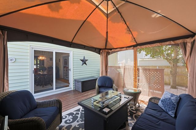 618 Robeson Street, Fall River, MA 02720