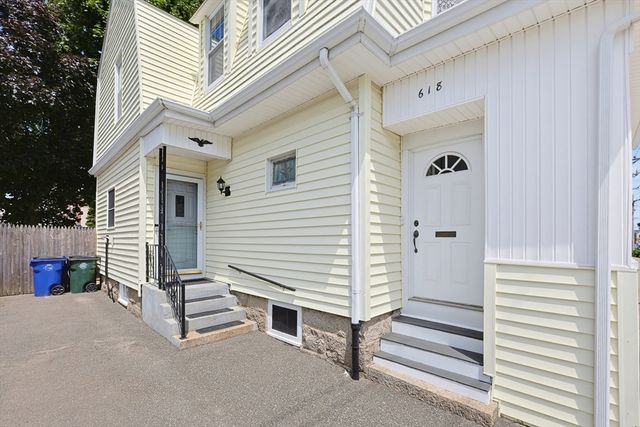 618 Robeson Street, Fall River, MA 02720