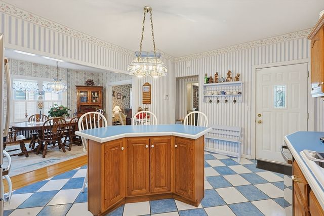 618 Robeson Street, Fall River, MA 02720