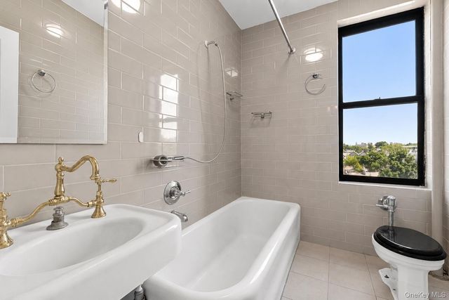 7101 Colonial Road L5D, Brooklyn, NY 11209